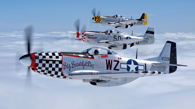 Primer Vuelo Del North American P-51 Mustang, El Primer Caza De Larga Distancia