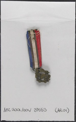 Medal For Thomas Richard Crump