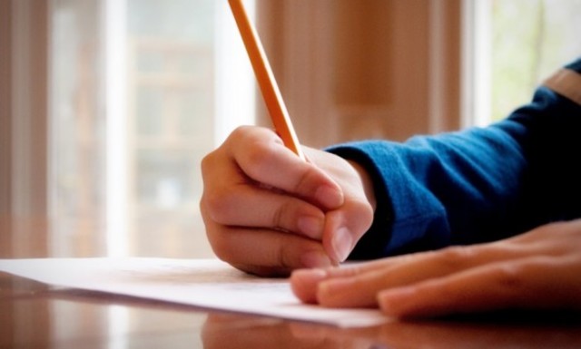 Empezó a escribir si primer borrador