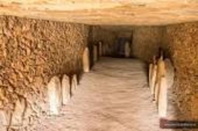 Dolmen de la Granja de Toriñuelo (Jerez de los Caballeros), es monumento nacional.