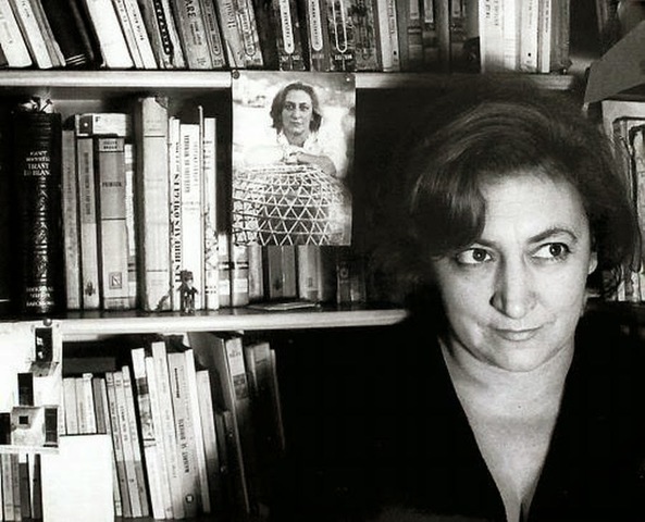 obra "Feliçment jo sóc una dona"