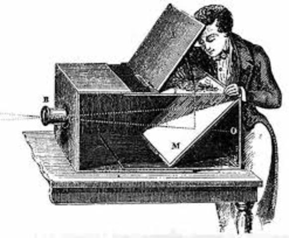 The first photographic device