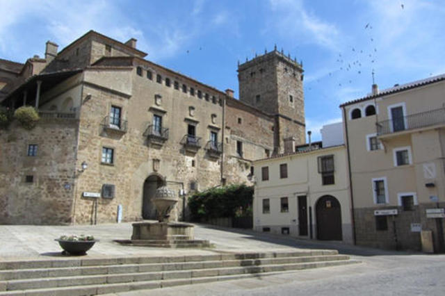 Palacio de Mirabel