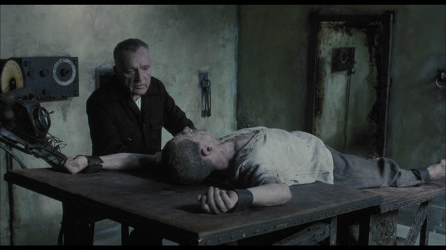 Winston Gets Interrogated by O'Brien