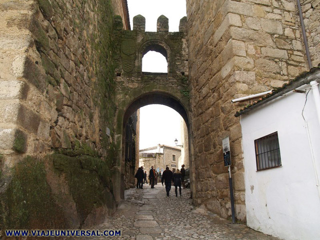 Puerta de Santiago (XV)