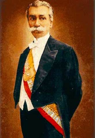 Dr. Alfredo Baquerizo Moreno