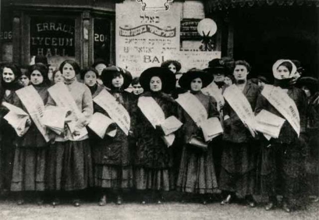 New York shirtwaist strike of 1909