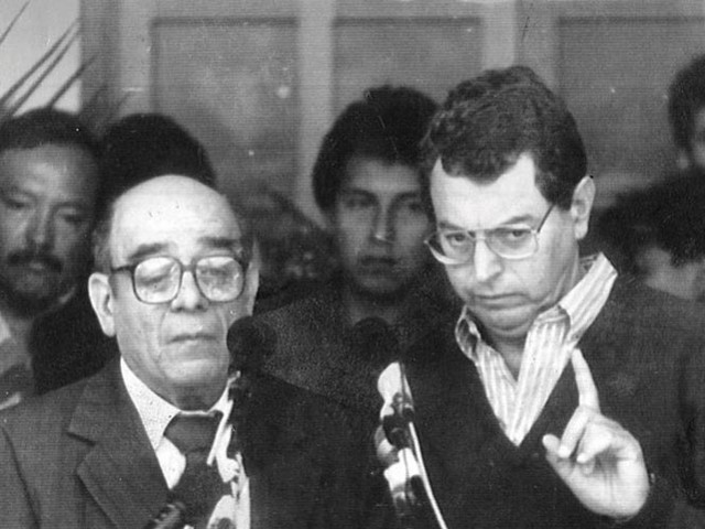 Manuel Camacho es comisionado para negociar la paz en Chiapas.