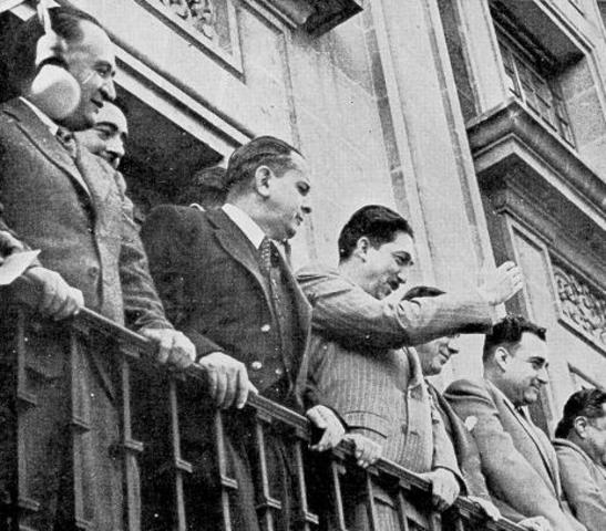 Miguel Alemán crea el Instituto Nacional de la Juventud Mexicana, (INJUVE).