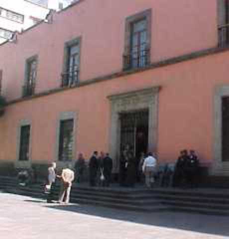 Se reforma y adiciona la Constitución en materia electoral