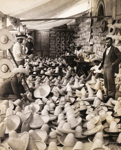 Se funda la Confederación Campesina Mexicana.