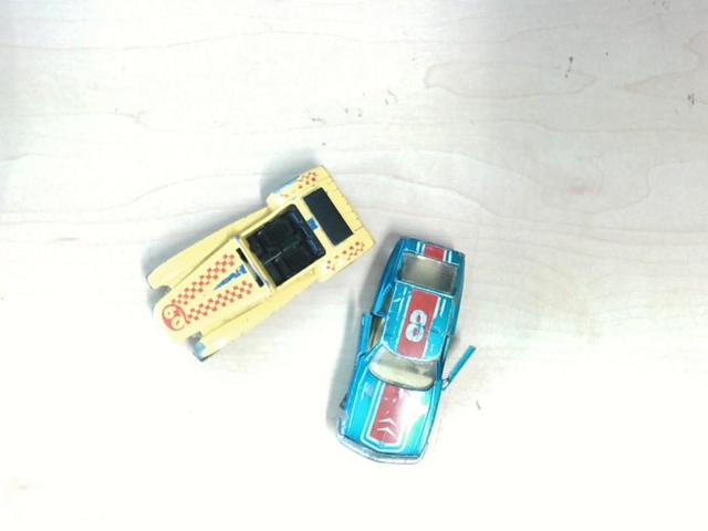 Sadbh's Dad gets matchbox cars
