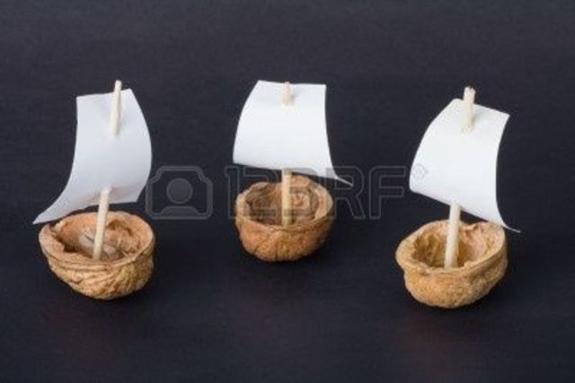 Las tres carabelas de Cristóbal Colón: La Niña, La Pinta y La Santa María.