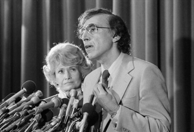 announcement of the discovery of HIV as the cause of AIDS