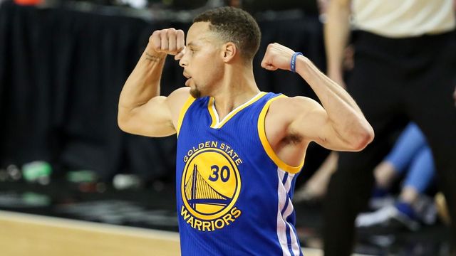 Steph Curry first triple-double