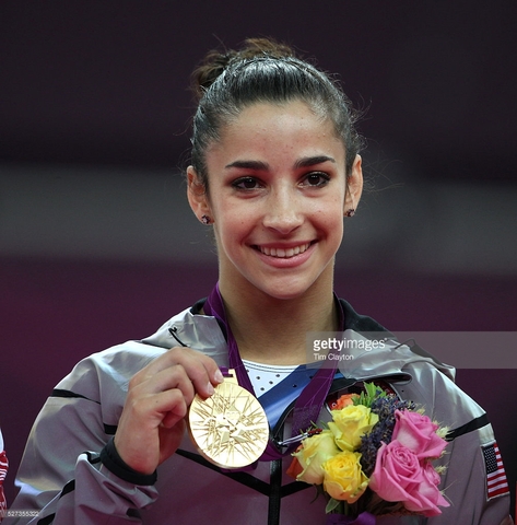what year did she win the gold medal on floor?