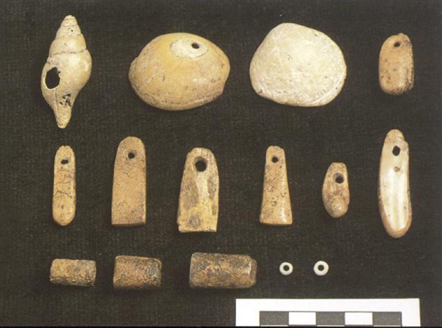 Industria y cementerios.