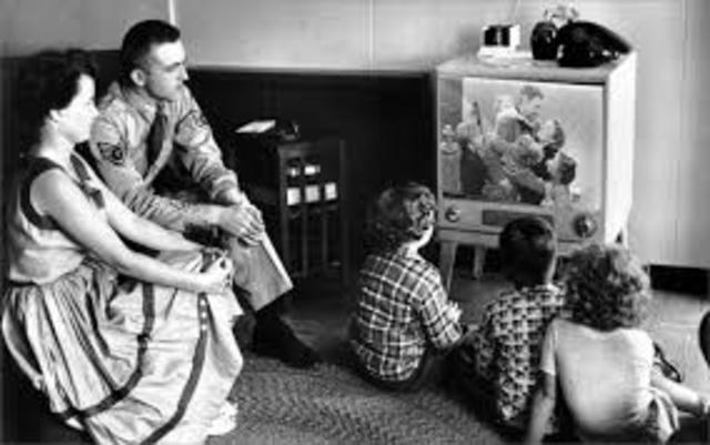 Primera transmisión de televisión.