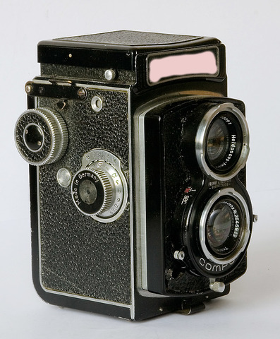 TLR camera