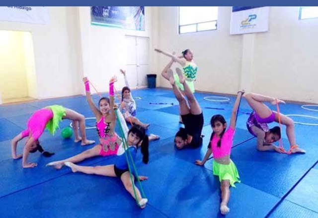 I enter to rhythmic gymnastics