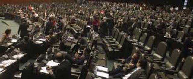 "LA REFORMA POLITICA CON MAYUSCULAS"