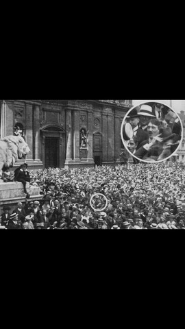 Hitler moves to vienna