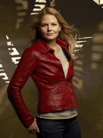 Episode 1-Emma Swan first wears her red leather jacket