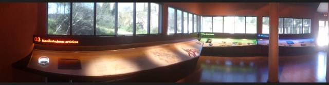 Interior del centro de interpretación. Cueva Maltravieso. Cáceres.