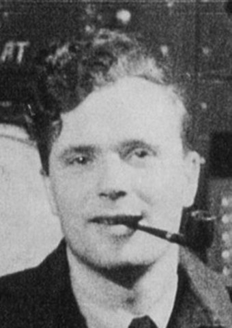 Radio Waves from the Sun Discovered