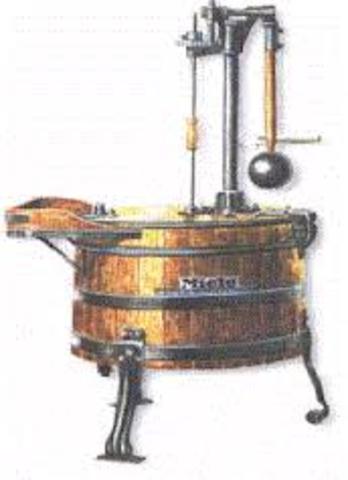 Primera lavadora eléctrica