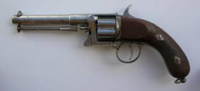 Devisme Revolver
