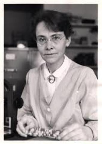 Barbara McClintock describes transposons
