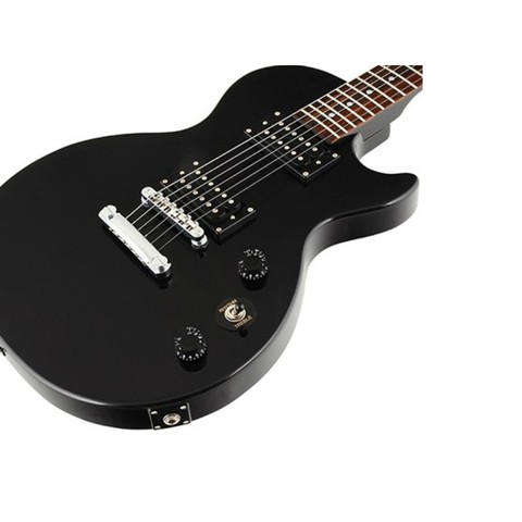 2nd guitar of Núria