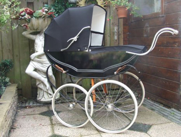 Neixement de  Josep Espriu.