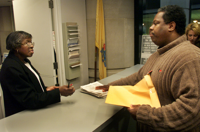 Works to replace Mayor Jim Whelan with former Mayor Lorenzo Langford