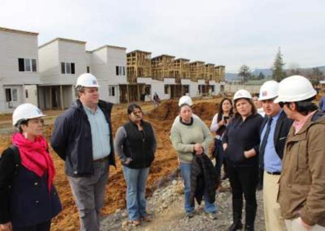 ¡Ya casi a la mitad! Así avanzan las viviendas del Campamento Los Girasoles en Valdivia