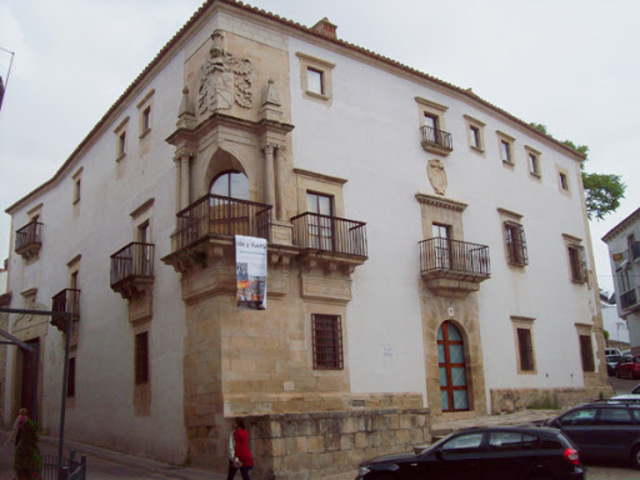 Palacio de los Barrantes-Cervantes