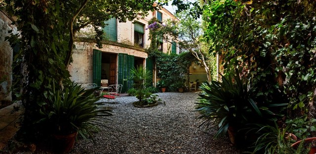 El jardí dels cinc arbres.