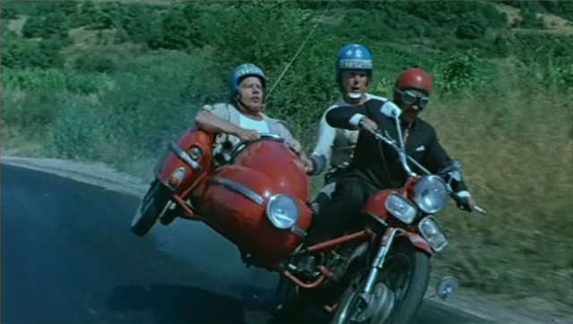 Было снято 7 роликов