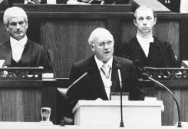 Release is announced by de Klerk