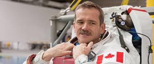 First Canadian uses the Canadarm
