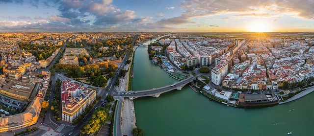 Flight to Seville