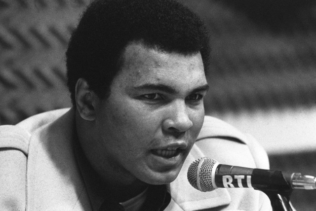 Announces his retirement