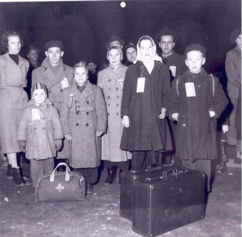 Hungarians Came to Canada