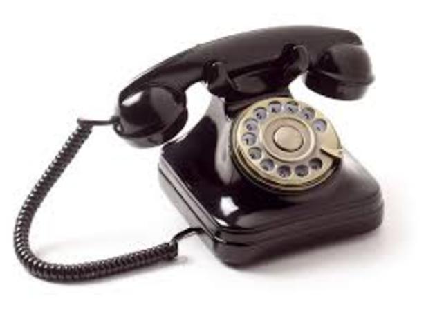el primer teléfono fijo