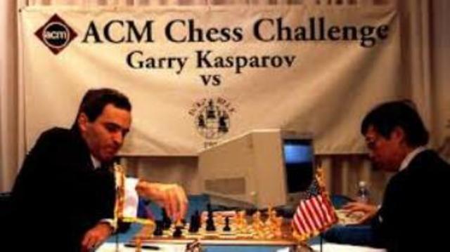 Comienza en Nueva York un singular torneo de ajedrez entre el superordenador de IBM "Deep Blue" y el campeón del mundo de la especialidad Gary Kasparov
