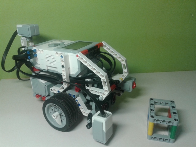 Repte 2: Robot EV3 seguidor de línia i evita obstacles