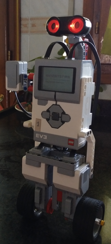 Repte grupal 3 : Robot EV3 humanoide