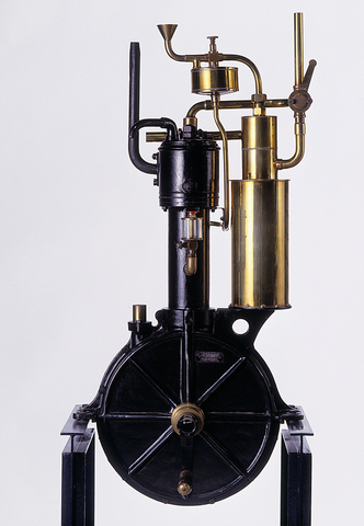 Internal Combustion engine invented