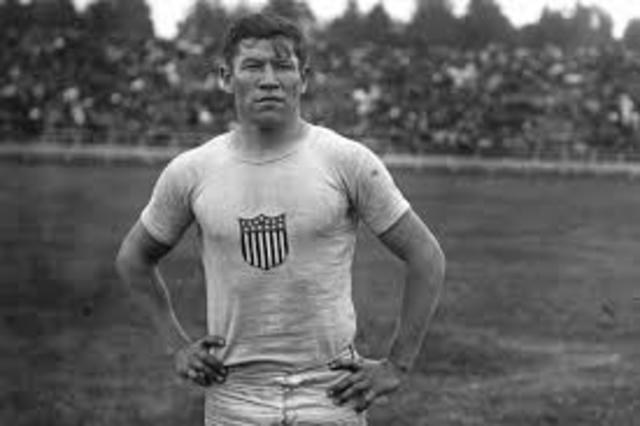 Jim Thorpe is born